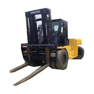 Used Komatsu FD100 10t Diesel Forklift with Hydraulic Side Shifter Solid Tires Two-Stage Mast for Harsh Outdoor Use - Product Image 1