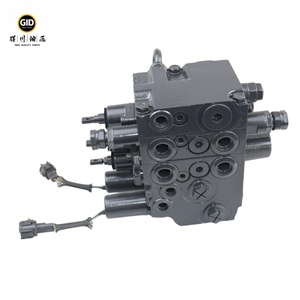 วาล์วควบคุมหลัก <span class=keywords><strong>Komatsu</strong></span> 723-82-31100 สำหรับรถยก FD50-10 บล็อกวาล์วไฮดรอลิก - Product Image 2