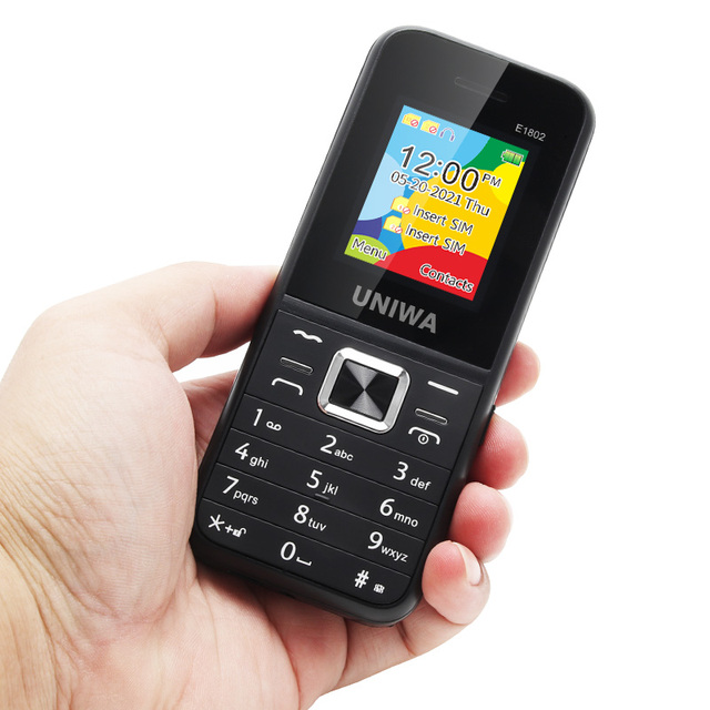 UNIWA OEM Wholesale QWERTY Keypad Mobile Phone Dual SIM Feature Phone Spanish/German/French TFT Display Torch Long Standby