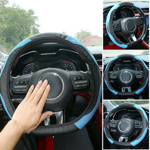 Funda para Volante de Felpa Negra y Roja de 38 cm para Todas las Estaciones, Ajuste Universal - Product Image 4