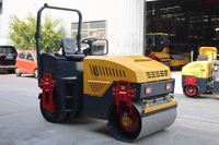 Compacteur vibrant à tambour avant en acier et pneus arrière en caoutchouc pour la réparation de petites routes et le pavage de voies rapides