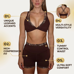 Conjunto de Yoga Premium Transpirable para Mujer, Color Marrón Espresso, con Detalles de Estampado de Leopardo, Cuello en V, Tirantes Dobles, Sujetador Deportivo, Pantalones Cortos de Cintura Alta - Product Image 3