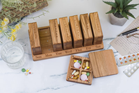 Organisateur de pilules en bois pour 7 jours, boîte à pilules hebdomadaire avec design mural modulaire, étui à médicaments en bois naturel