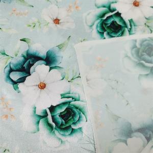 Venta al por mayor vestidos de novia <span class=keywords><strong>italiano</strong></span> suave luz impresa brillante poliéster satén <span class=keywords><strong>tela</strong></span> de seda 75 150 Satén de seda precio - Product Image 3