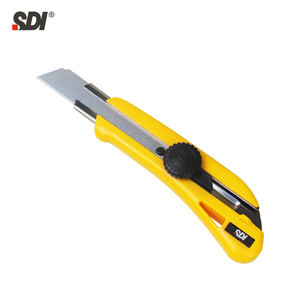 Cuchillo Multiusos SDI de 18 mm, Hoja de 60 Grados, Bloqueo de Trinquete, Cortador Multifuncional para Oficina, Hogar, Industria y Bricolaje 3051C - Product Image 1