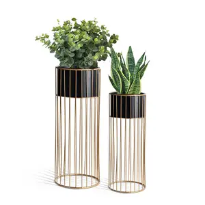 Grosir bunga pot tanaman modern-Pot Tanaman Bunga Bulat Modern, Pot Logam untuk Dekorasi Rumah Pot Besi Emas