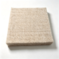 Matériau de rembourrage creux en fibres courtes de polyester respirant pour couches de confort de matelas et de canapés (recyclable)