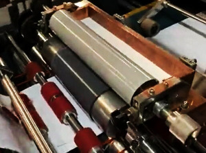 Machines à envelopper automatiques pour enveloppes <span class=keywords><strong>en</strong></span> <span class=keywords><strong>papier</strong></span> avec ruban adhésif <span class=keywords><strong>en</strong></span> silicone, machines à peler et à sceller les enveloppes avec colle - Product Image 5