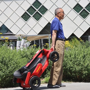 Trottinettes électriques 2026 en gros d'usine à quatre roues, pneus pleins puissants, frein électromagnétique, pour adultes et déplacements professionnels - Product Image 4