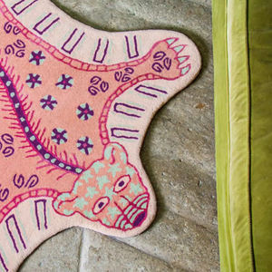 Diseño personalizado moderno <span class=keywords><strong>Pantera</strong></span> <span class=keywords><strong>Rosa</strong></span> dormitorio alfombra hecha a mano creativa guardarropa cabecera dibujos animados para niños uso doméstico - Product Image 3