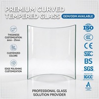 Panneau de verre trempé courbé, verre de sécurité transparent à faible teneur en fer, forme personnalisée pour balustrade, douche, bâtiment