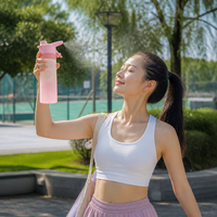 Bouteille d'eau en plastique de 650 ml avec logo personnalisé, vaporisateur, poignée et couvercle, pour le sport, les activités de plein air, les cadeaux d'entreprise, vente en gros
