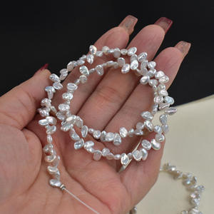 Colliers en perles d'eau douce naturelles de forme baroque, petites pétales argentées bleues, perles dispersées, bijoux semi-finis avec couleur blanche - Product Image 2