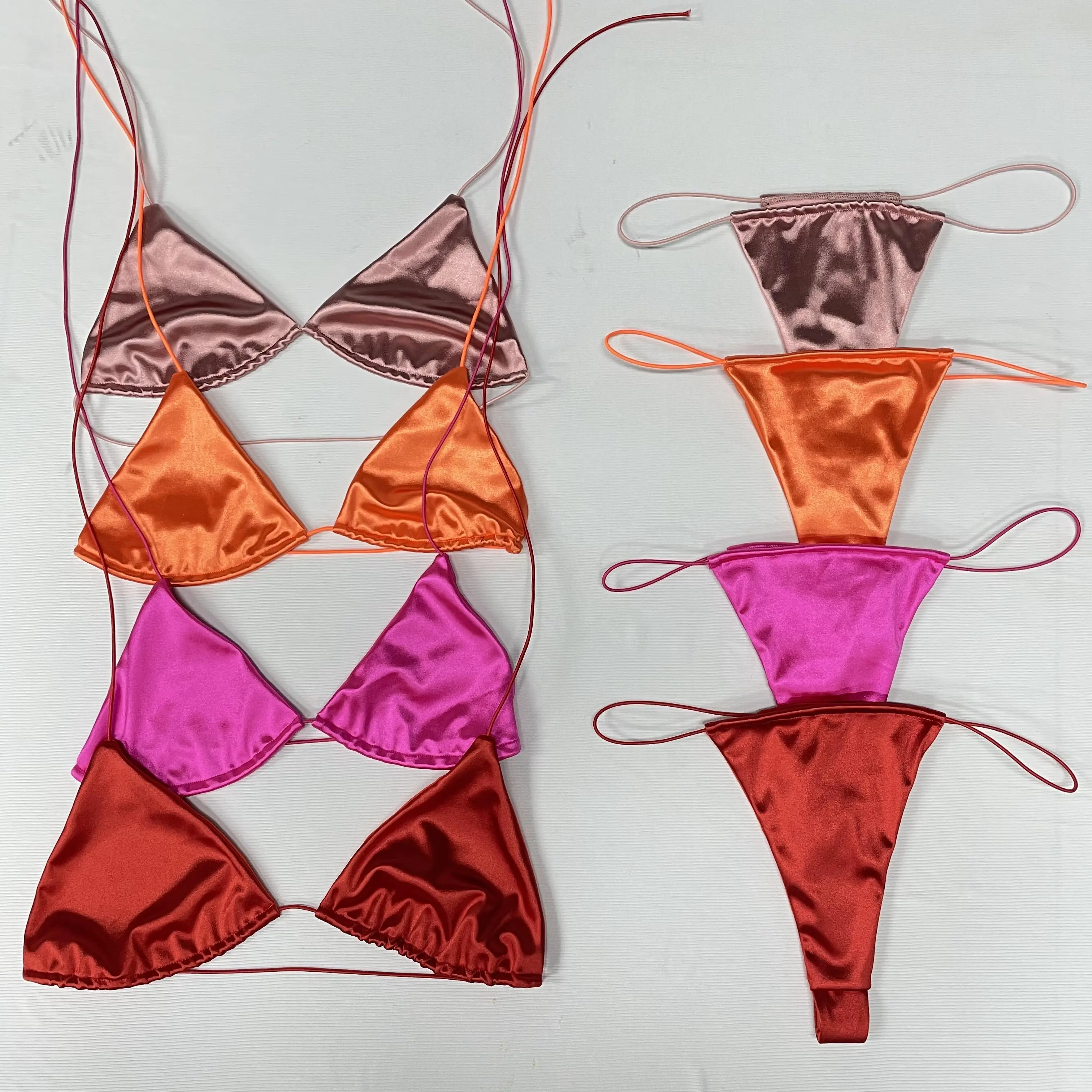 Produsen pakaian renang set Bikini pakaian renang kustom untuk wanita Bikini tali berkilau Satin mewah pakaian pantai 2023 10000 Kolam renang