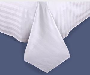 Parure <span class=keywords><strong>de</strong></span> lit <span class=keywords><strong>et</strong></span> <span class=keywords><strong>housse</strong></span> <span class=keywords><strong>de</strong></span> <span class=keywords><strong>couette</strong></span> en satin rayé <span class=keywords><strong>blanc</strong></span> pur pour hôtel, maison d'hôtes <span class=keywords><strong>et</strong></span> dortoir - Product Image 3