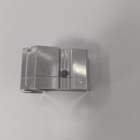 Soporte de Esquina Expandible de una Pieza Tengshuo, Moderno y Duradero, 90 Grados, Sistema de Aluminio para Ventanas, Conector de Esquina con Tornillo