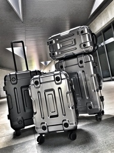 Valise à roulettes pour garçons, grande capacité, épaissie, 28 pouces, silencieuse, antichoc, avec roulettes pivotantes, valise de cabine 26 pouces, bagage à roulettes - Product Image 1