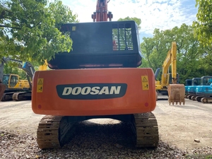 Excavadora DOOSAN DH420LC-7 Usada en Buenas Condiciones, 42 Toneladas, Motor, Bomba de Engranajes y Rodamientos de Origen Japonés, Precio Bajo - Product Image 2
