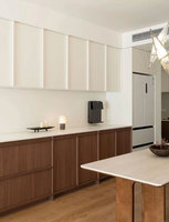 Buffet moderne personnalisable en bois massif, grande capacité, écologique et durable, idéal pour la maison, le bar, la salle à manger et le salon