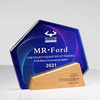 Trophée personnalisé de haute qualité en verre K9, plaque de trophée en cristal vierge avec base en bois, pour récompenses et événements.