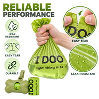 Sacs à déjections canines compostables OEM ODM avec distributeur en forme d'os, résistants aux fuites, rouleaux de sacs à déjections pour animaux de compagnie imprimés sur mesure