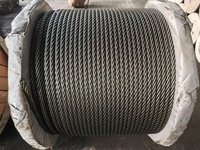 Câble en acier 6x24 7FC à bonne flexibilité pour l'arrimage et le tirage, idéal pour la remorquage de bateaux de pêche et la manutention marine