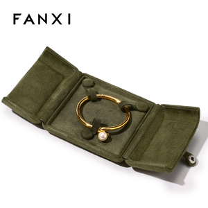 Caja de Joyería de Terciopelo Verde con Diseño de Dos Puertas Personalizada FANXI, para Anillos, Pendientes y Colgantes, con Cierre a Presión - Product Image 5