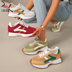 Zapatos Deportivos de Plataforma Transpirables y Cómodos de Color Clásico Brillante de Moda al por Mayor de Fábrica para Mujer - Product Image 1