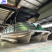 Bateaux de Pêche de Luxe en Gros, Tritons Flottants, Yachts, Péniches et Pontons en Aluminium et Fibre de Verre