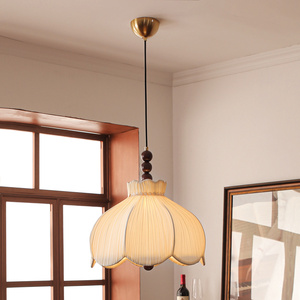 Lustre artisanal à pampilles en <span class=keywords><strong>tissu</strong></span> plissé, triple <span class=keywords><strong>boule</strong></span> de bois, style rétro Wabi-sabi, lampe suspendue en forme de fleur pour crème française - Product Image 3