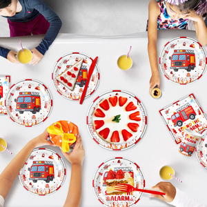 Vaisselle de fête d'anniversaire thème <span class=keywords><strong>camion</strong></span> de <span class=keywords><strong>pompier</strong></span> aquarelle moderne vente chaude cadeau de fin d'année décoration fournitures drapeau assiette en papier - Product Image 4