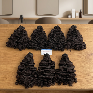 Super Promo : Lot de Cheveux Naturels Bouclés Noirs Effet Vapeur, 100% Cheveux Humains Vietnamiens, Tissage Double Trame Faite à la Machine, Sans Chute, Sans Enchevêtrement - Product Image 1
