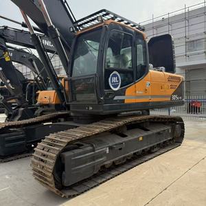 Excavatrice sur chenilles hydraulique de grande taille Hyundai 305cl-9T de 30 tonnes, modèle 2024, moteur inclus, excellent état - Product Image 3