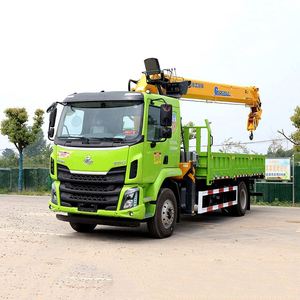 รถบรรทุกติดเครน Dongfeng Chenglong M3 รุ่น XC MG บรรทุกได้ 12 ตัน พร้อมชิ้นส่วนประกอบ Huade เครื่องยนต์และเกียร์ที่แข็งแรงทนทาน เหมาะสำหรับงานเทศบาล - Product Image 2