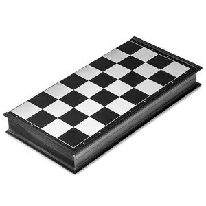子供と大人のための折りたたみ式チェスボード教育玩具付き磁気トラベルチェスセット