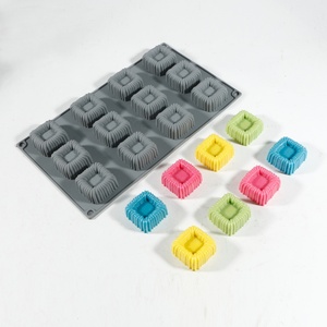 12-Compartment Cake <b>Baking</b> Mold with Knitted Texture Square Pattern, DIY Decoration and Shaping Mold - Product Image 3