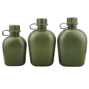 Muestra gratis equipo de defensa personal, botella de agua táctica para exteriores, cantimplora de PE de 1000ml con cubierta, venta al por mayor - Product Image 6