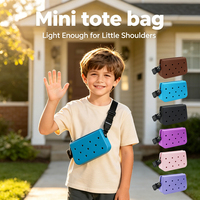 Sac à bandoulière coloré en EVA pour femmes, enfants et hommes, mini sac fourre-tout avec breloque sabot, idéal pour étudiants, campus, extérieur, vacances, sac cadeau