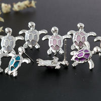 Petit clou de tortue de mer hawaïen, oreilles percées mignonnes, multicolores, petites tortues de mer, boucles d'oreilles pour femmes et filles