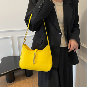 Sac à bandoulière en cuir noir 2026 avec chaîne dorée et fermeture éclair – Sac à main élégant pour femme, idéal pour le travail, les soirées et l'usage quotidien - Product Image 3
