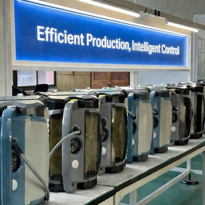 หุ่นยนต์ทำความสะอาดสระว่ายน้ำอัตโนมัติคุณภาพสูง แบบมีสาย พร้อมปลั๊กยุโรป รุ่น WC-1015 ทำความสะอาดได้อย่างมีประสิทธิภาพ - Product Image 3