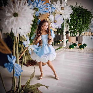 Robes de soirée en tissu satiné avec embellissements en perles, manches bouffantes, jupe à volants, silhouette mini-robe - Product Image 3