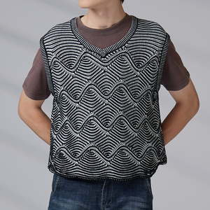 Chaleco de Golf Personalizado ODM 100% Algodón con Jacquard Ondulado, Cuello en V, Sin Mangas, Holgado, para Hombres y Niños - Product Image 4