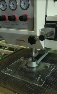 Máquina de Perforación de Vidrio <span class=keywords><strong>CNC</strong></span> de Precisión Automática con Componentes Centrales PLC - Product Image 4