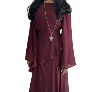 Nouvel ensemble robe deux pièces 2026 en mousseline de soie unie rouge bordeaux avec haut asymétrique et <span class=keywords><strong>jupe</strong></span> longue amincissante et élégante - Product Image 6