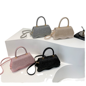 Nouveau Sac à Bandoulière Mini Scintillant pour Femme 2025 – Sac à Main Rétro Brillant en PU, Style Carré Uni, Sac Bandoulière Tendance et Élégant - Product Image 1
