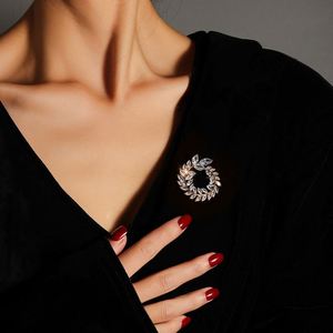 <span class=keywords><strong>Broche</strong></span> de <span class=keywords><strong>broche</strong></span> de feuille d'<span class=keywords><strong>olivier</strong></span> de mode pour femme/homme - Product Image 2