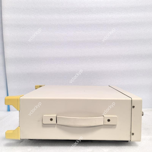 Hioki 3535 LCR HITESTER 9700-10 UNITÉ D'AMPLI DE TENSION MULTI-PLAQUE MULTI-GAMME UTILISÉ 80% NEUF GARANTIE 1 MOIS - Product Image 4