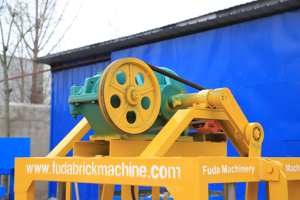 Máquina para hacer ladrillos de cemento Precio de la máquina para hacer bloques Gane <span class=keywords><strong>dinero</strong></span> rápidamente Oportunidades de negocios - Product Image 5