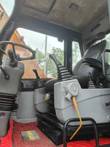 Excavadora de Ruedas Hyundai 150W-9 Usada con Pintura Original, Fabricada en Corea, Excavadora Retroexcavadora Hyundai 150W-9 de Segunda Mano - Product Image 2